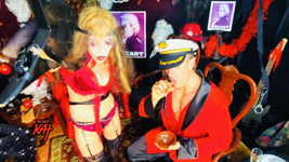 HOT & SHREDDING GODDESS at MOZART'S PARLOR!! From CHEF GREAT KAT BAKES GERMAN APPLE STRUDEL WITH MOZART!