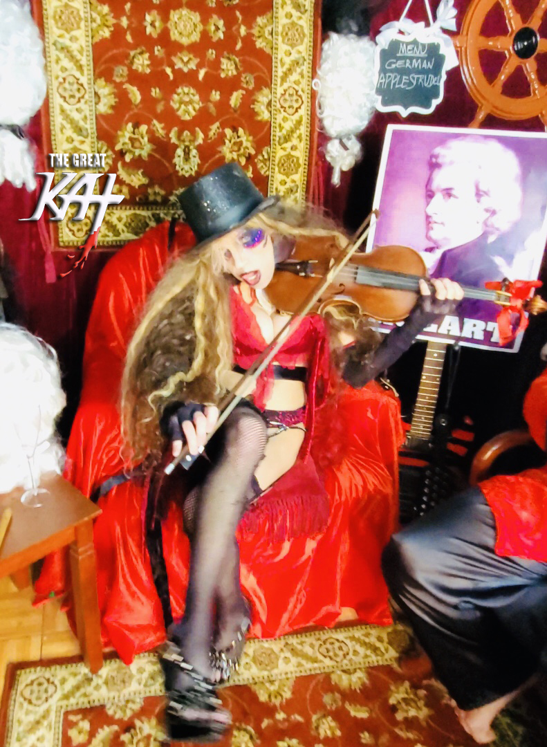 SEXY VIOLIN SHREDDER! from CHEF GREAT KAT BAKES GERMAN APPLE STRUDEL WITH MOZART VIDEO!