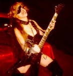 "THE 40 BEST GUITARISTS" FEATURES THE GREAT KAT IN LIVESHAR! "Los 40 Mejores Guitarristas. The Great Kat: Cancion: 'The Flight of the Bumble Bee' Beethoven on Speed"